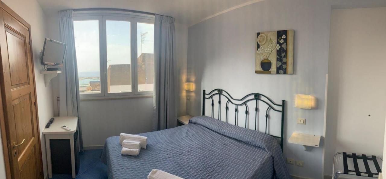Badia Rooms & Breakfast كاستيلاّماري ديل غو المظهر الخارجي الصورة