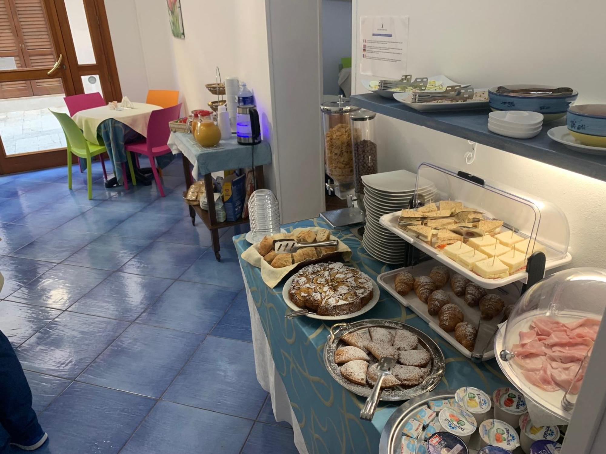Badia Rooms & Breakfast كاستيلاّماري ديل غو المظهر الخارجي الصورة