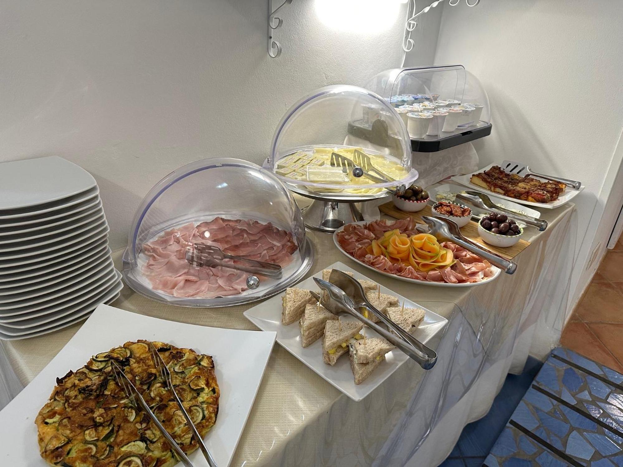 Badia Rooms & Breakfast كاستيلاّماري ديل غو المظهر الخارجي الصورة