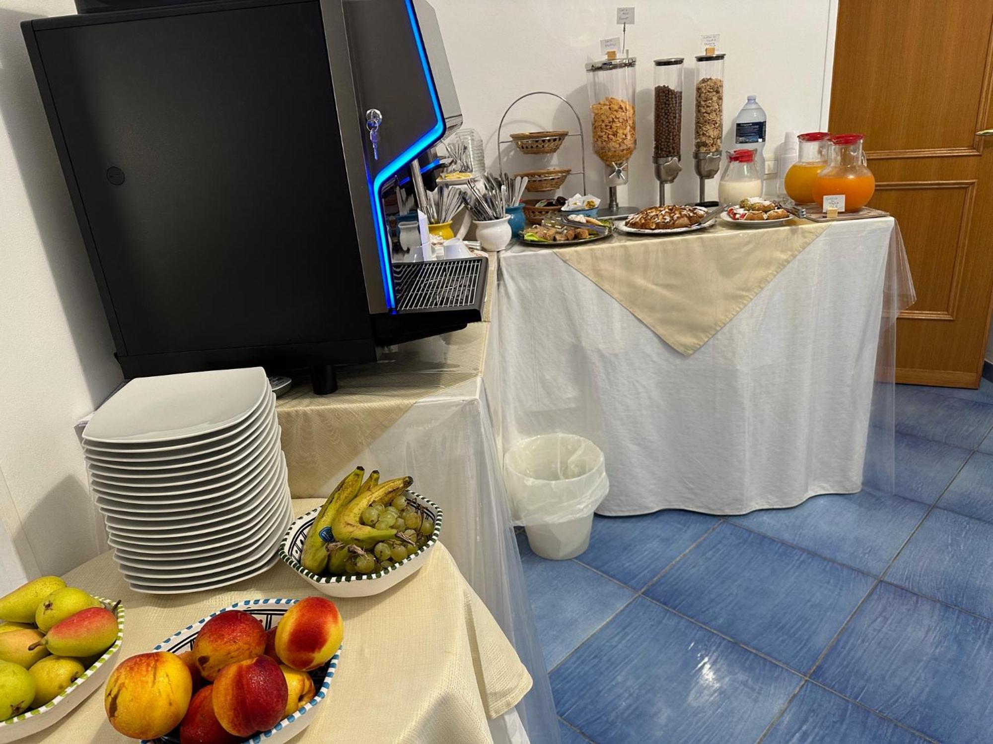Badia Rooms & Breakfast كاستيلاّماري ديل غو المظهر الخارجي الصورة